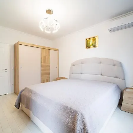 Grand Karavel Center Lux Lägenhet *